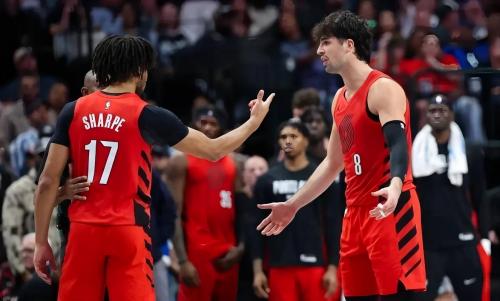 《开拓者vs热火：激战正酣，谁将笑到最后？》