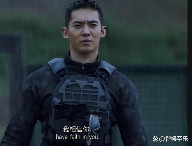 《凯文博阿滕：球场上的钢铁战士，生活中的温暖大叔》