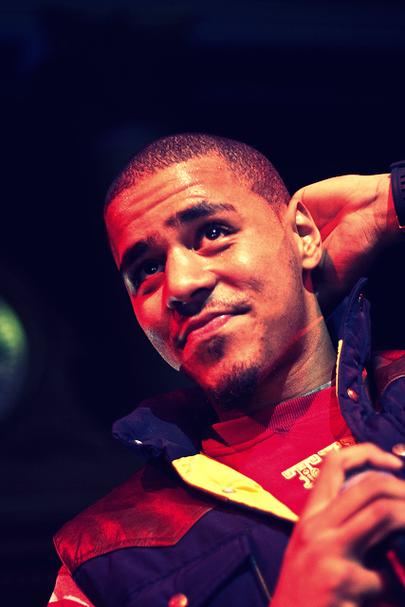 直播吧:同曦签约J.Cole肯定会让他出场未来寻求多维度与NBA合作