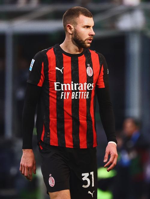 4场2球！帕夫洛维奇当选米兰3月最佳球员