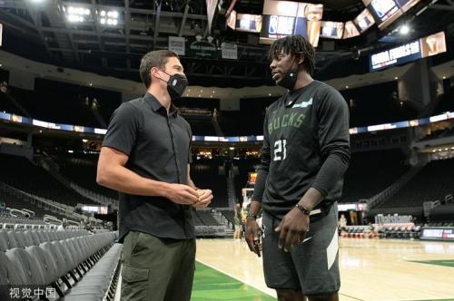 NBA总决赛G4：太阳VS雄鹿，谁将笑到最后？