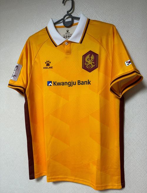 卡尔美足球服会缩水吗，卡尔美足球装备怎么样